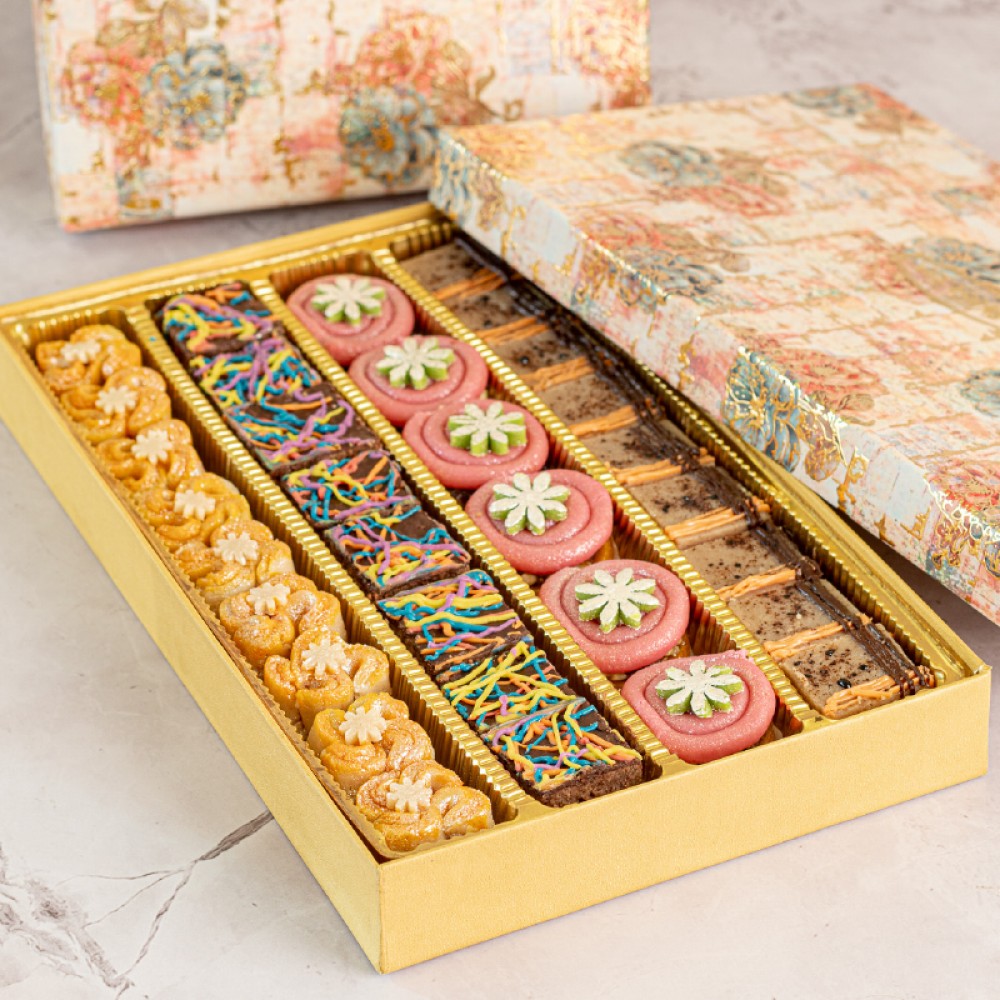 FLORAL FUSION MITHAI LARGE