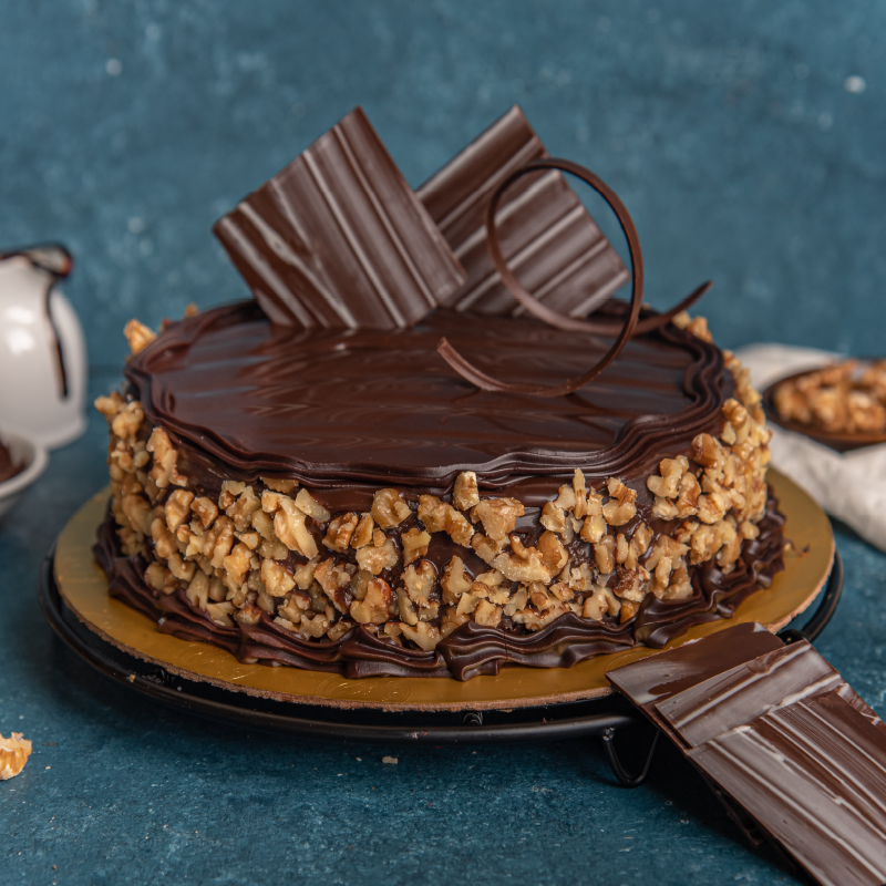 Dutch Walnut Cake (Eggless)