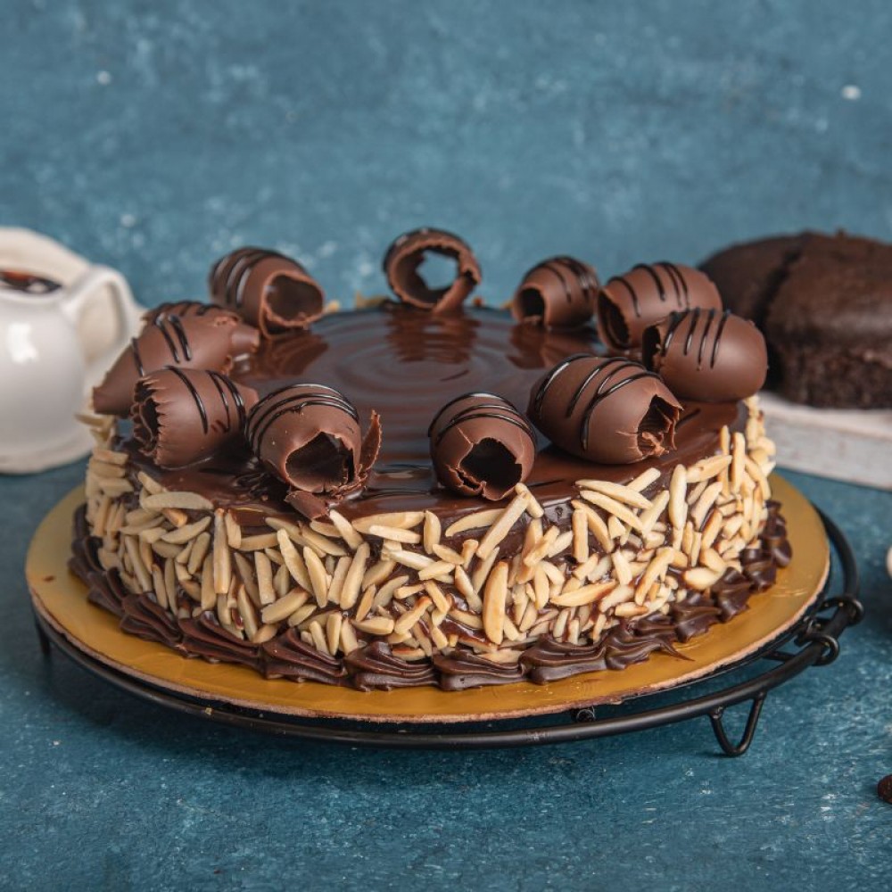 Rich Almond Cake