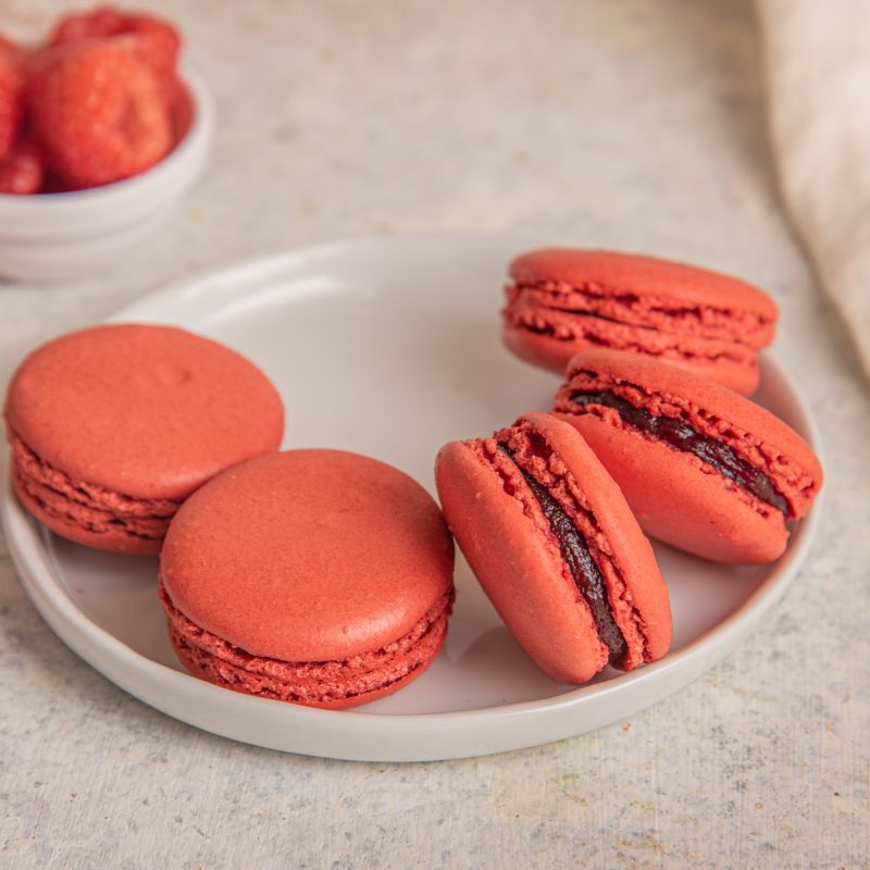 EGGFREE Red Velvet Macaron/pc