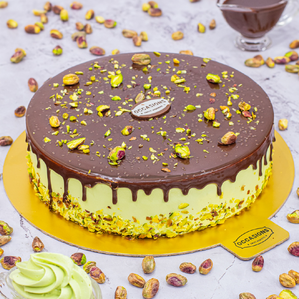 Kunafa Chocolate Cake